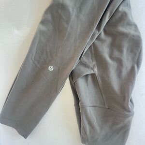 Lululemon wunder sage green Leggings